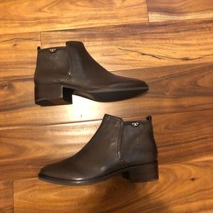 Tory Burch Women's Size 10 Lexi Leather Bootie